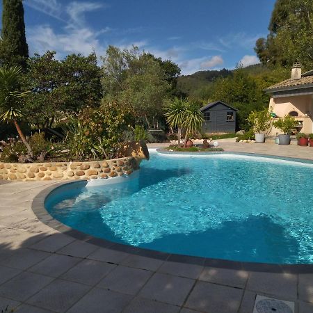Les Petites Roches Saint-Fortunat-sur-Eyrieux Exterior foto